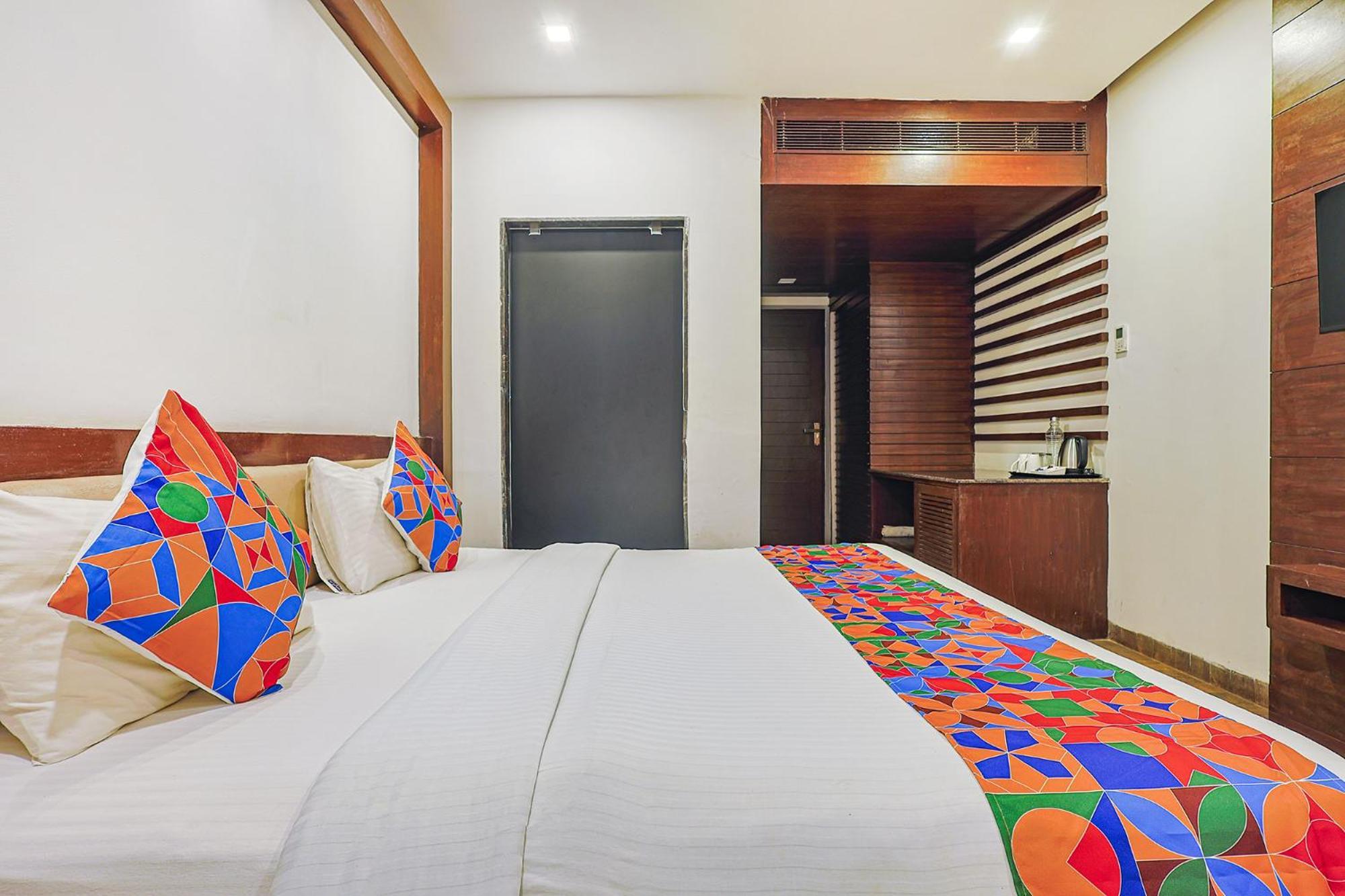 Fabhotel Prime 7 Eleven Resort Candolim Exterior photo